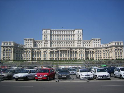 Με τον κομμουνισμό… καλύτερα